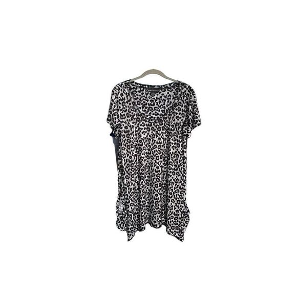 Isabella Rodriguez women’s animal print Flowy 2 front pocket tunic S/medium - Picture 2 of 4